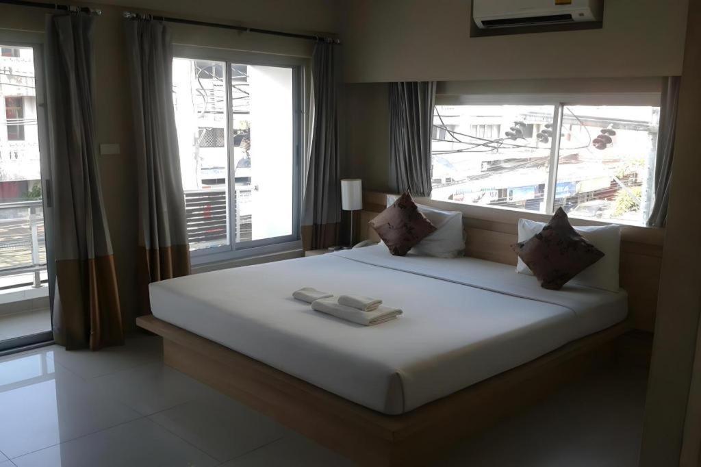 Chinotel Phuket Exterior foto